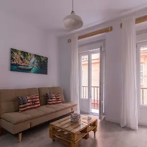 Coqueto En El Centro De Apartamento